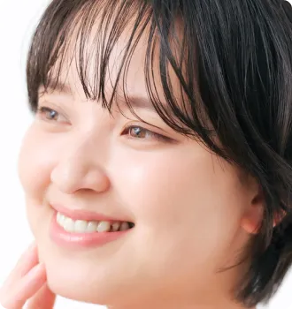 因笑容導致雙頰膨出