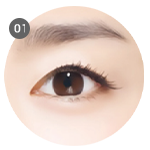 術前眼睛較無神